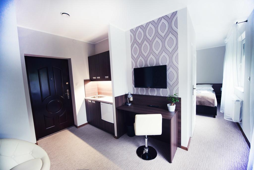 Hotel Makara Katowice Habitación foto
